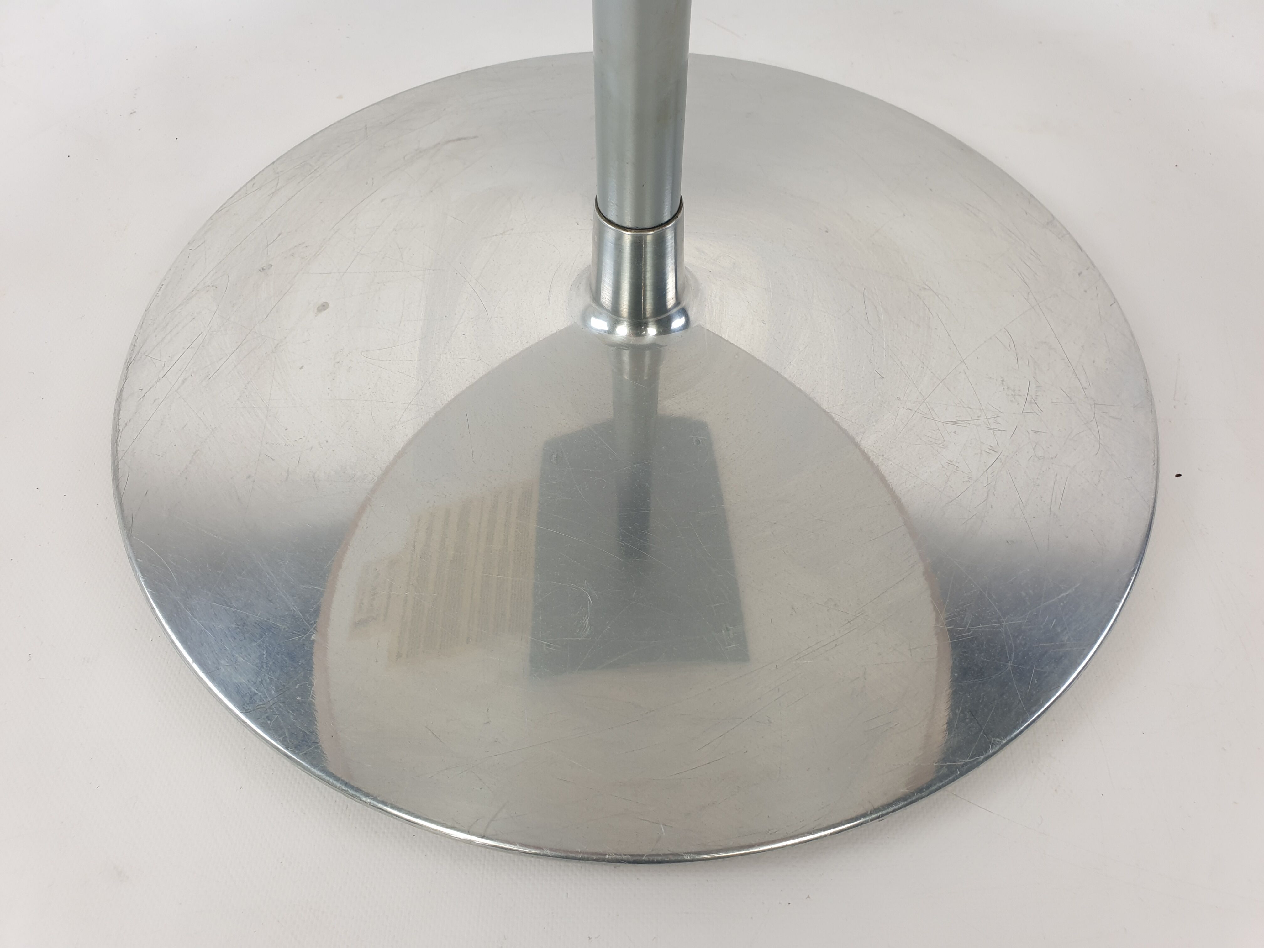 Round Coffee Table by Pierre Paulin for Artifort, 1990s