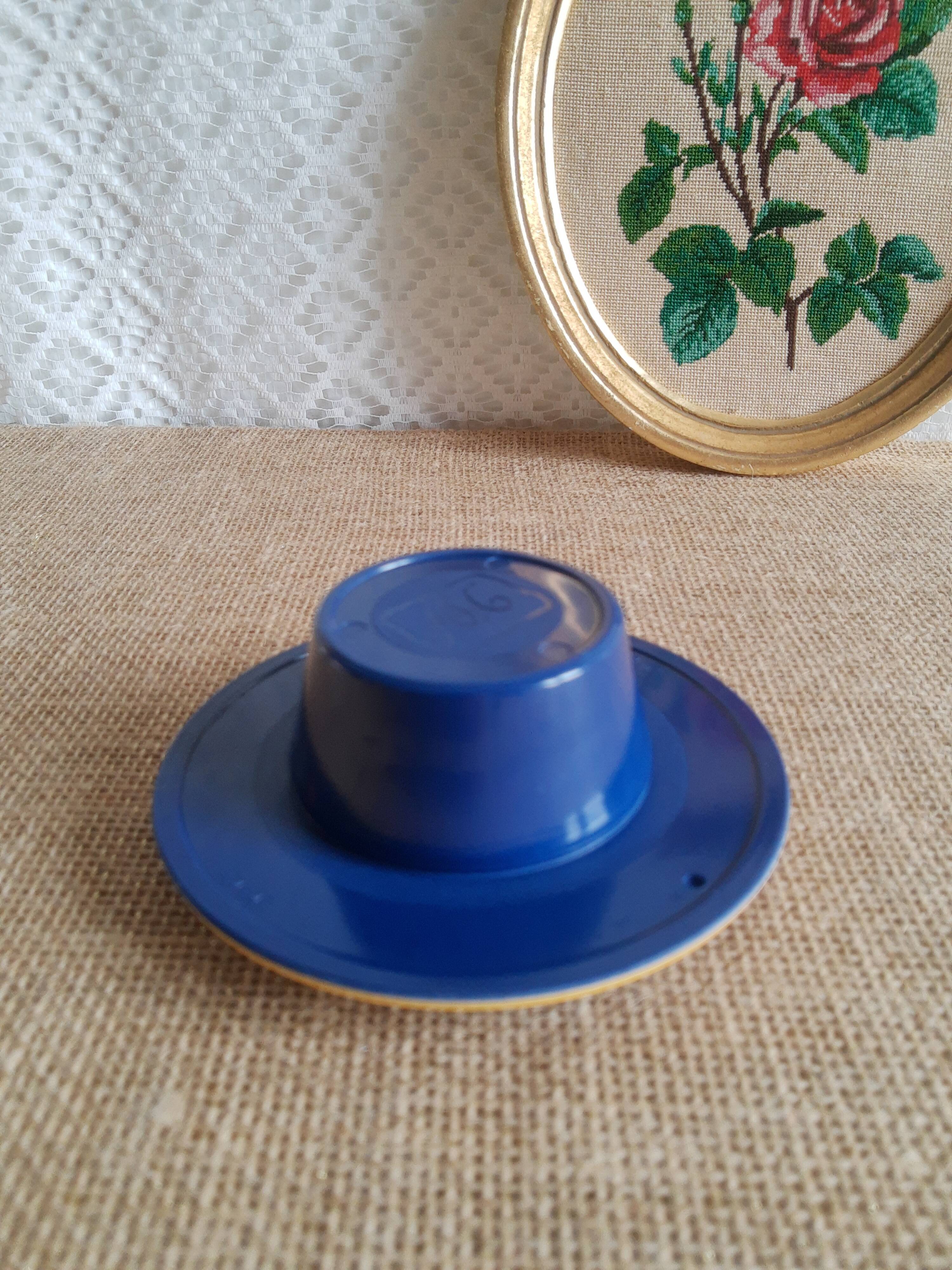 Vintage Ricard Saturn advertising ashtray