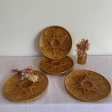 5 vintage shell plates