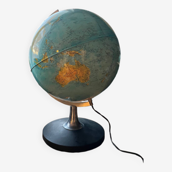 Globe terrestre vintage