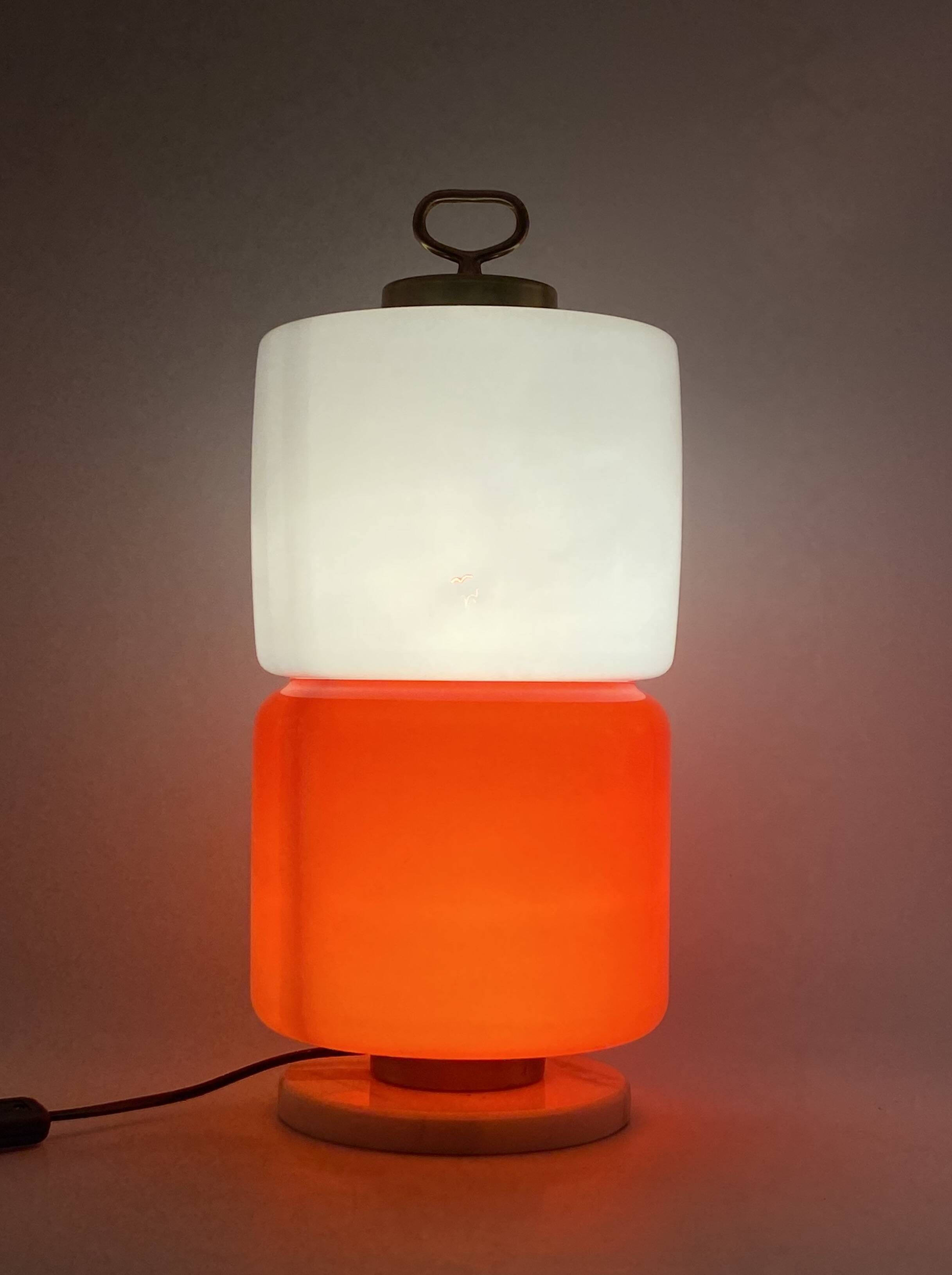 Space Age Red and white glass cylindrical table lamp, Italy 1970s