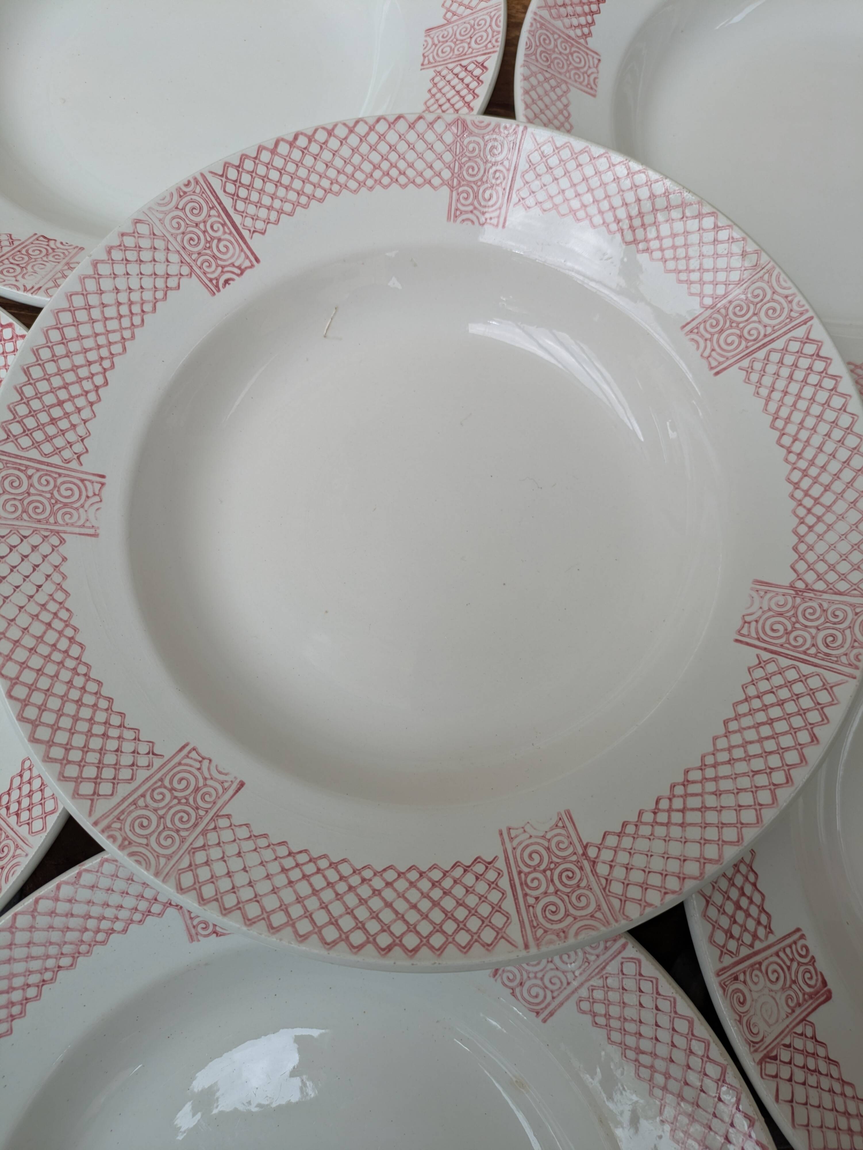 6 deep plates Longwy model Toulouse pink border ironstone