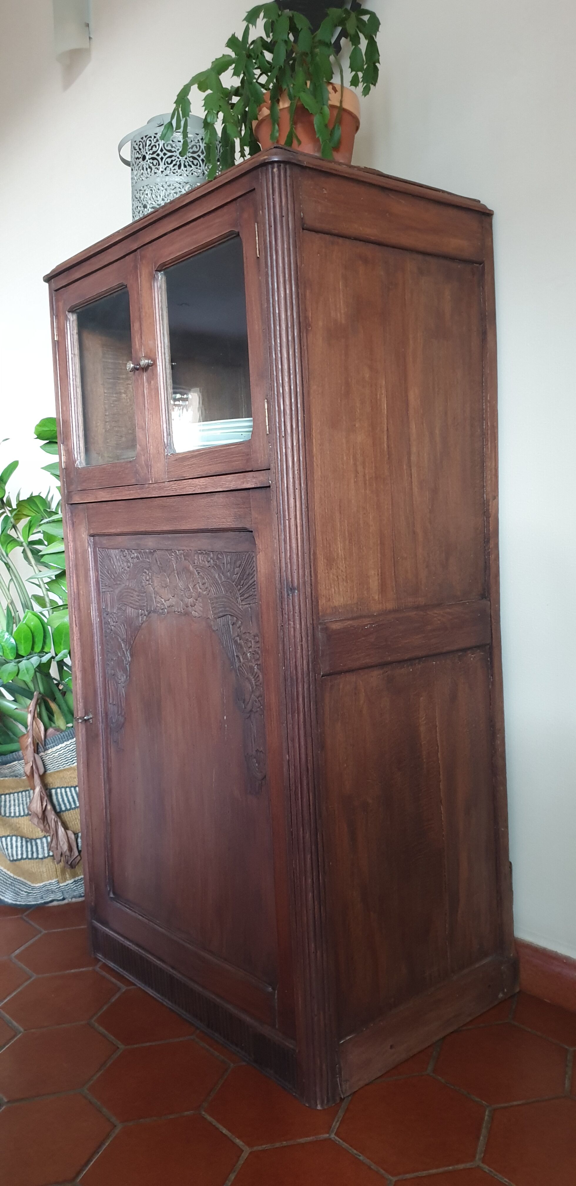 Small wardrobe