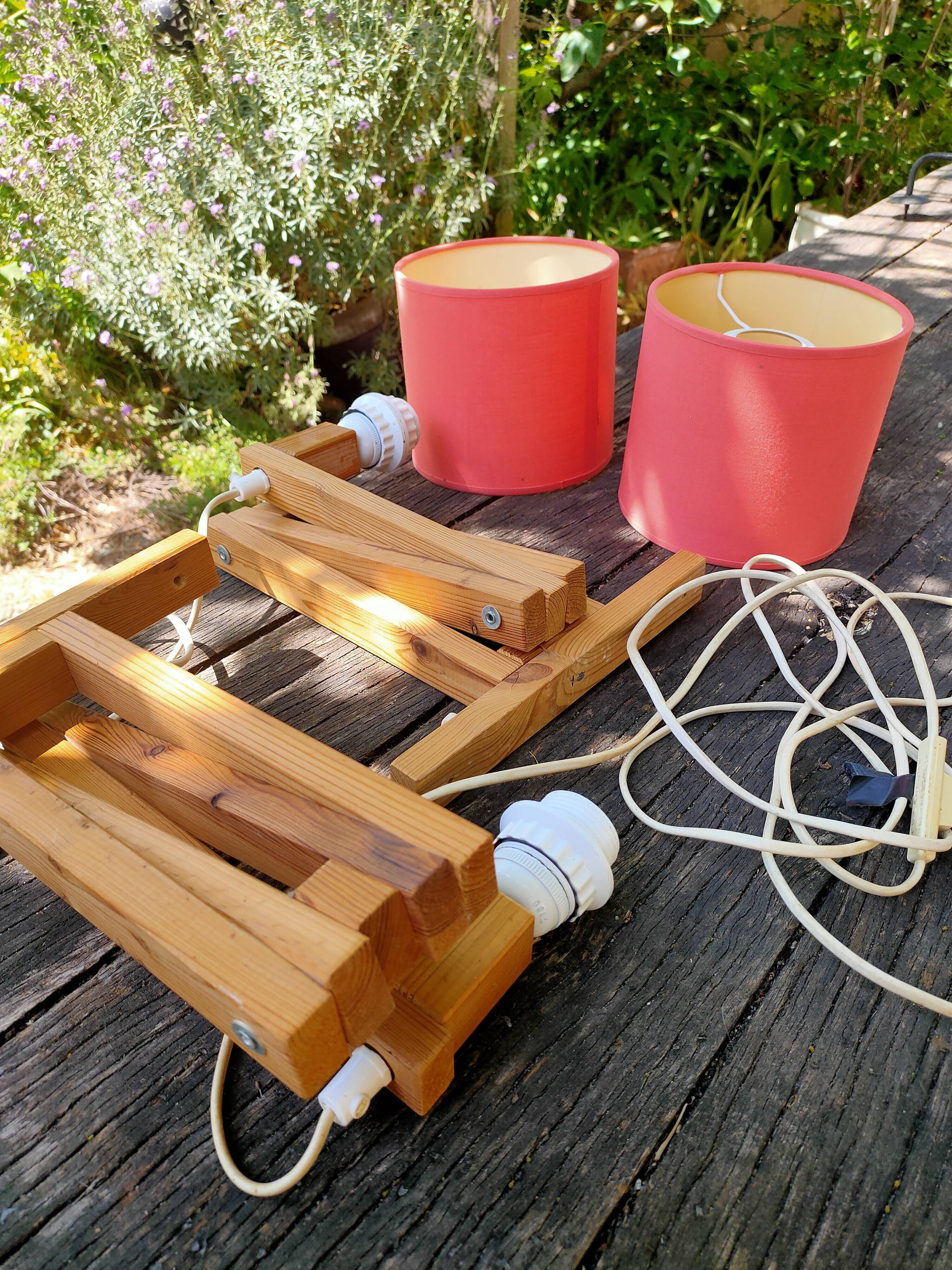 2 wooden wall lamps articulated 50s