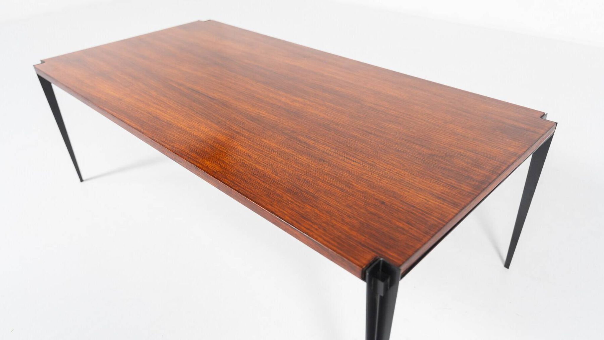 Mid-Century Modern Wooden Coffee Table by Osvaldo Borsani, Italy