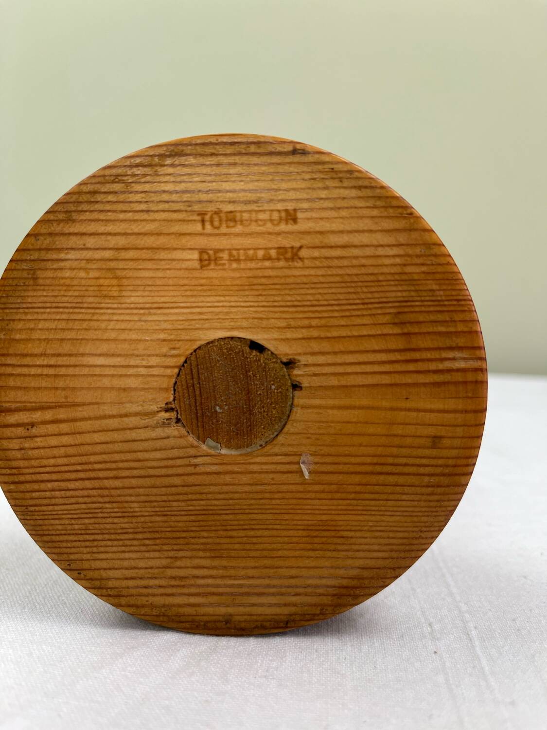 Scandinavian candle holder