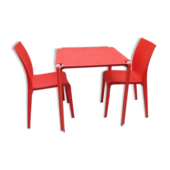 Kartell table and 2 chairs