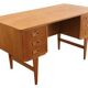 Deens bureau 'Haurvig' - teak mid century