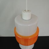 White and orange opaline suspension