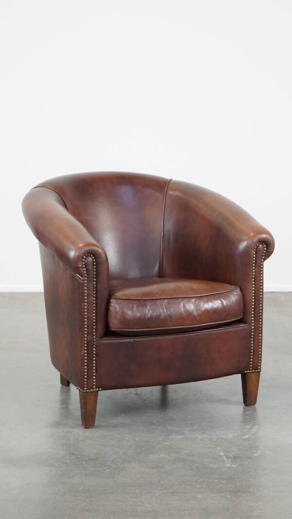 Fauteuil club en cuir de vache de style anglais