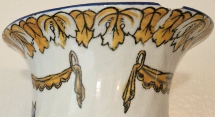 Important pair of Renaissance vases in Gien earthenware – early 20th century