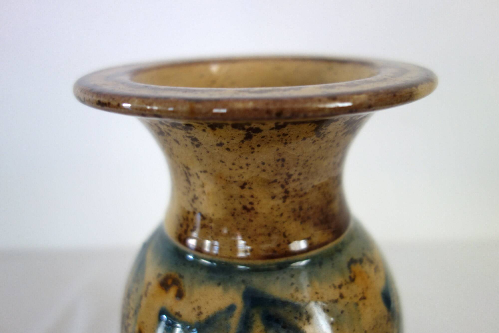 Signed glazed terracotta vase h28cm