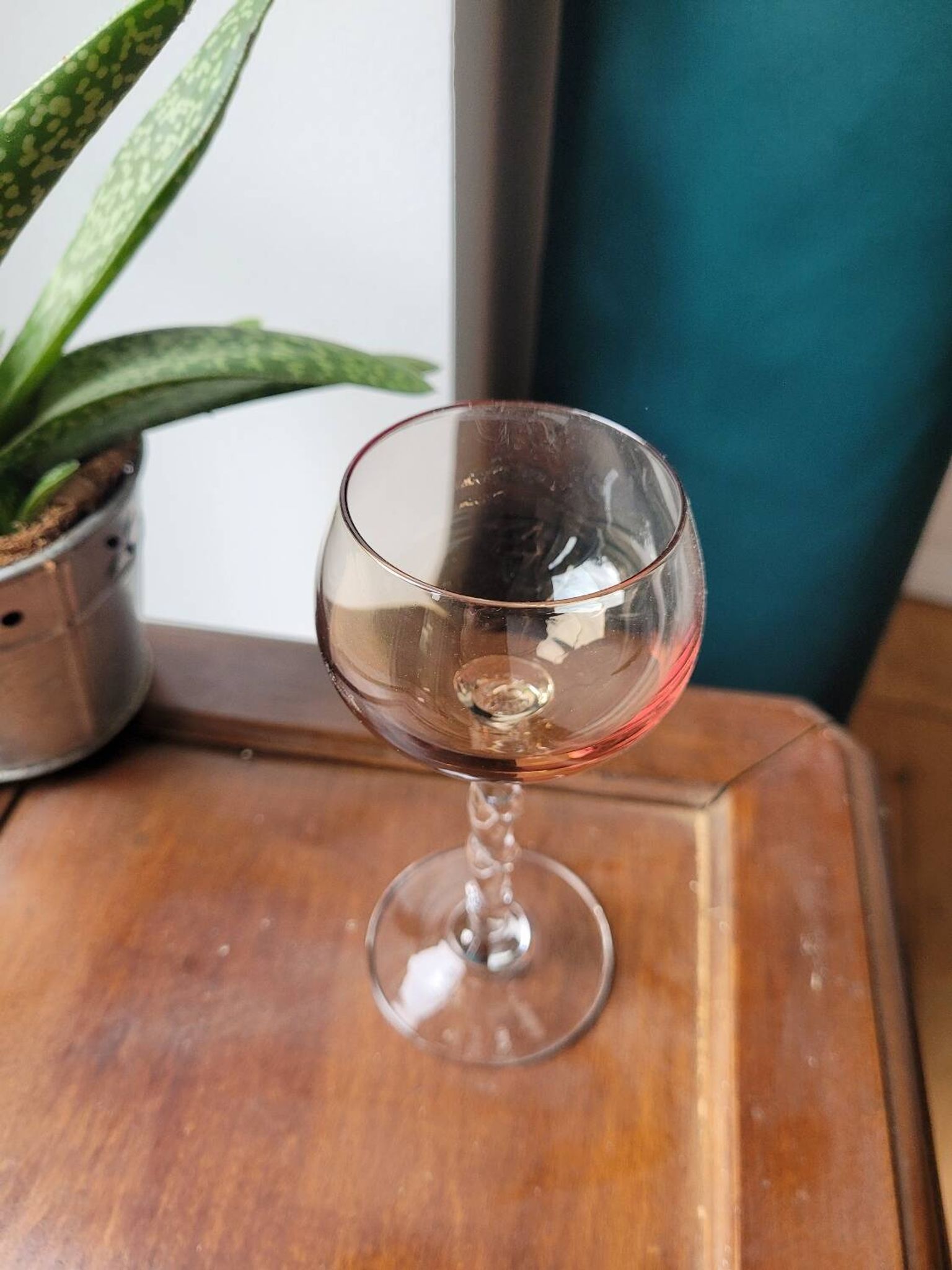 Verre à pied torsadé en cristal