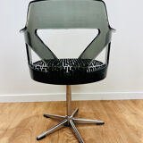 Swivel chair