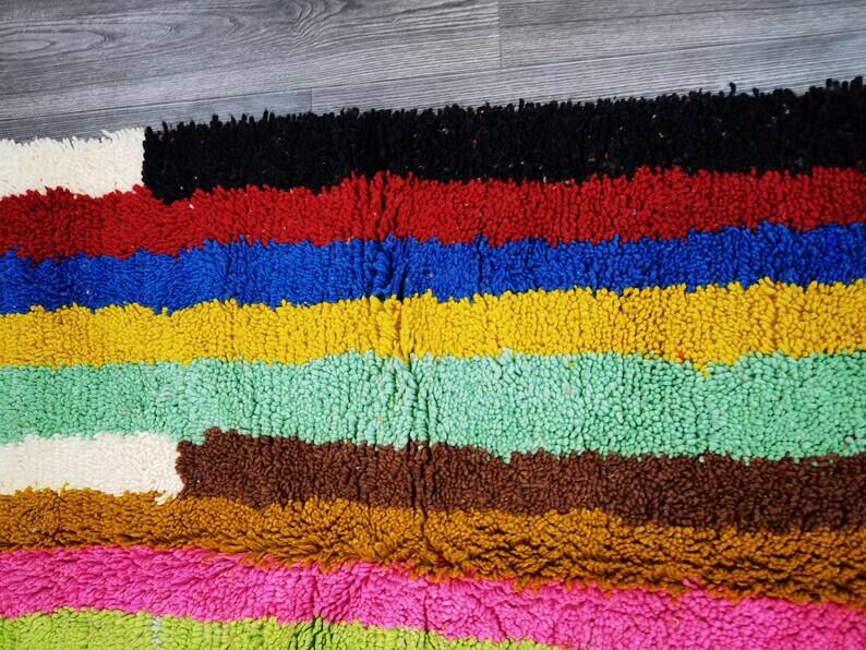 Colorful handmade rug 250cm x 150cm