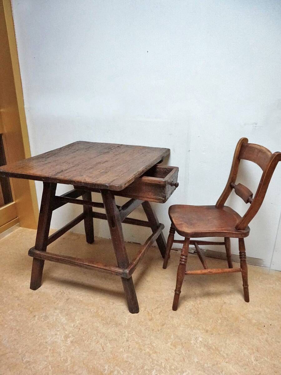Small size Antique Bankers/ Rent or Merchant Table, late 18th C.