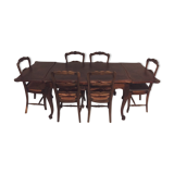 Table et chaises en bois massif