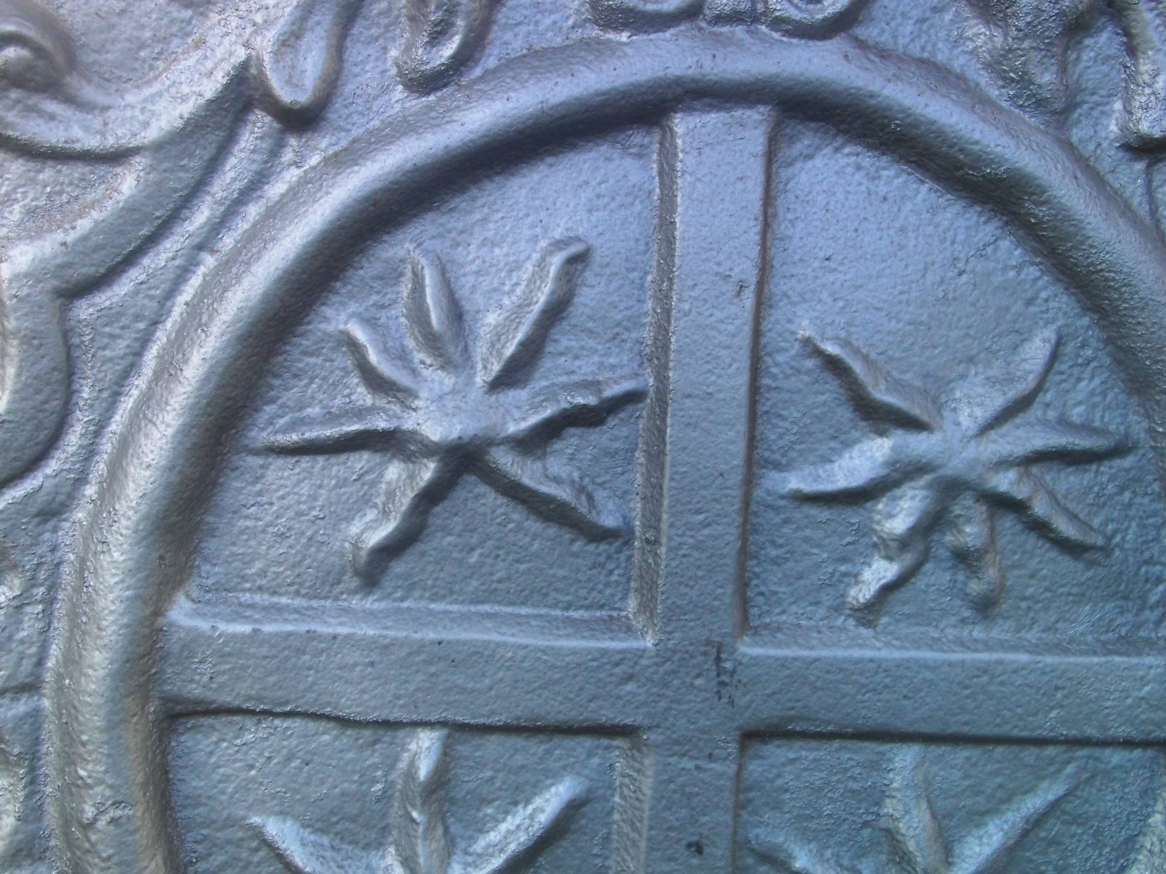 Stern art foundry crown fireplace plate