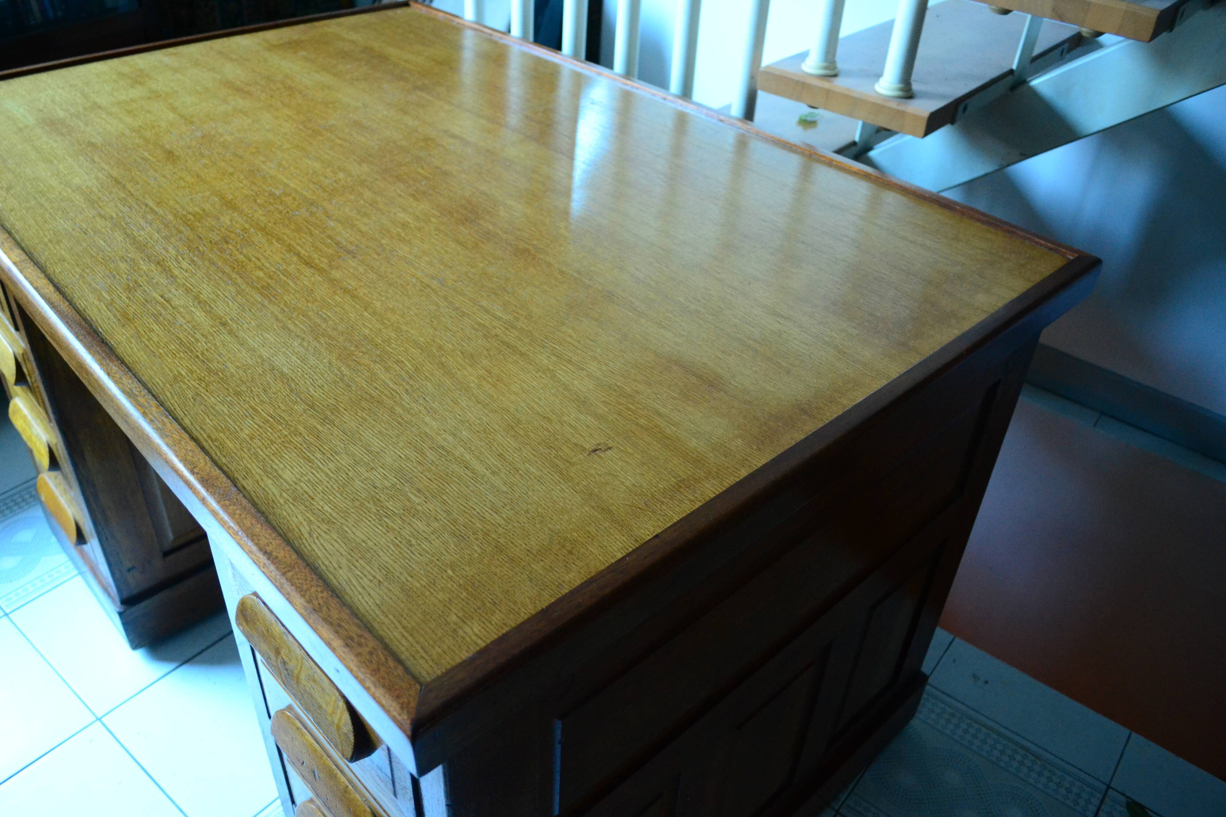 Oak administration office 50s/60s