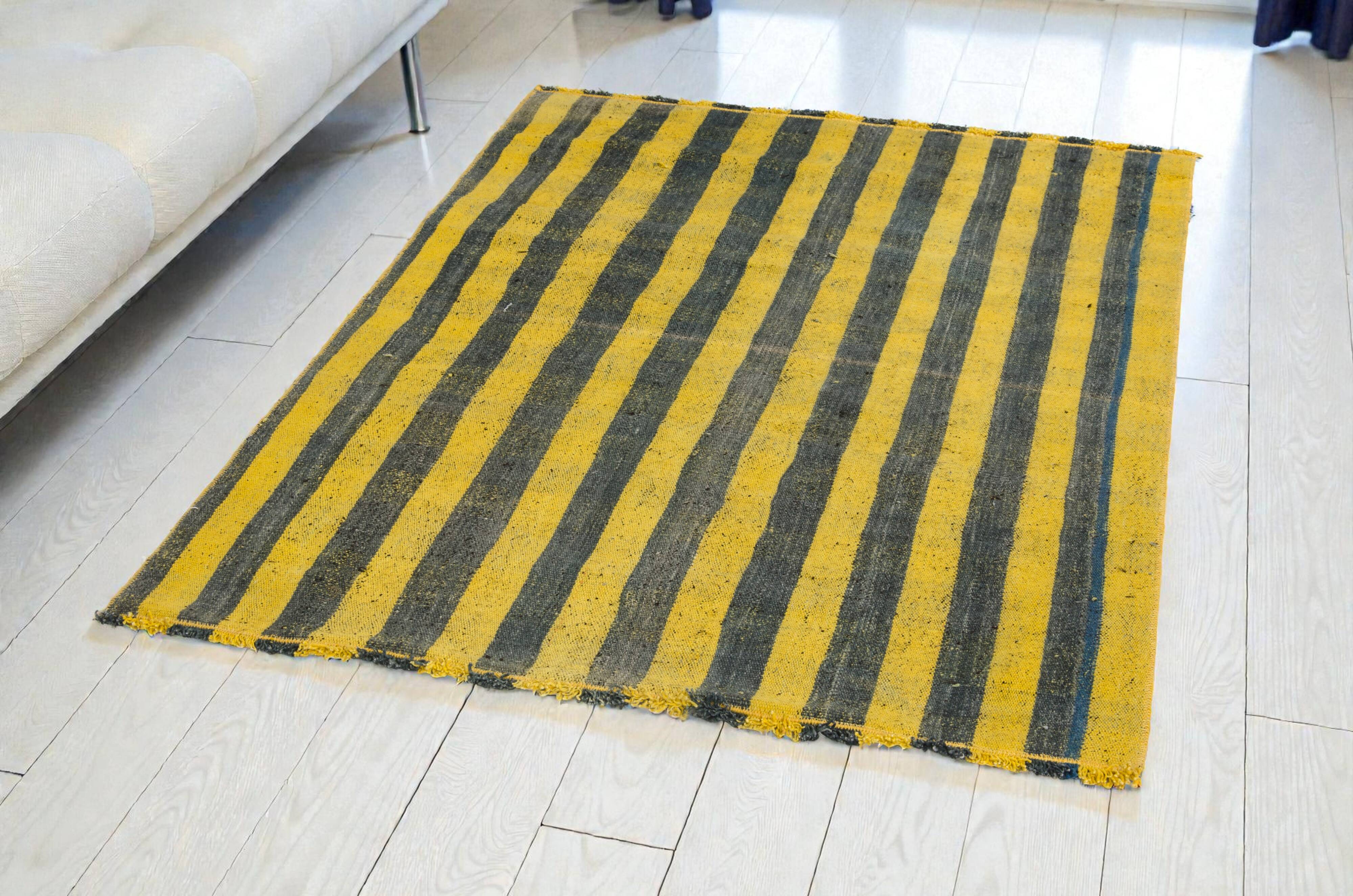 Tapis Kilim à Rayures Turques Vintage