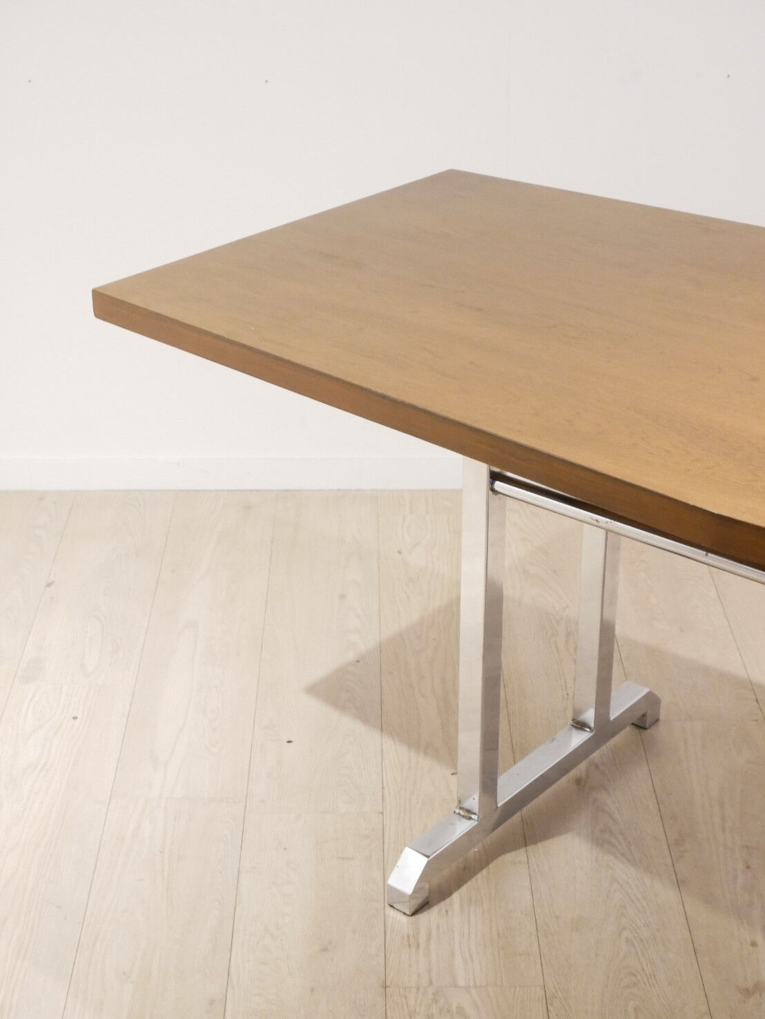Desk 1970 in teak wood & structure chrome
