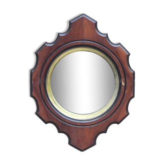 Round mirror