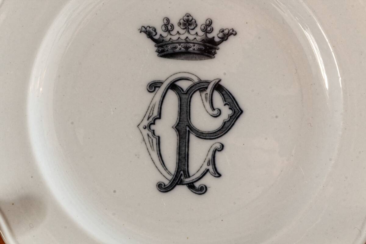 English earthenware service, CP monogram, ducal crown, 109 pieces