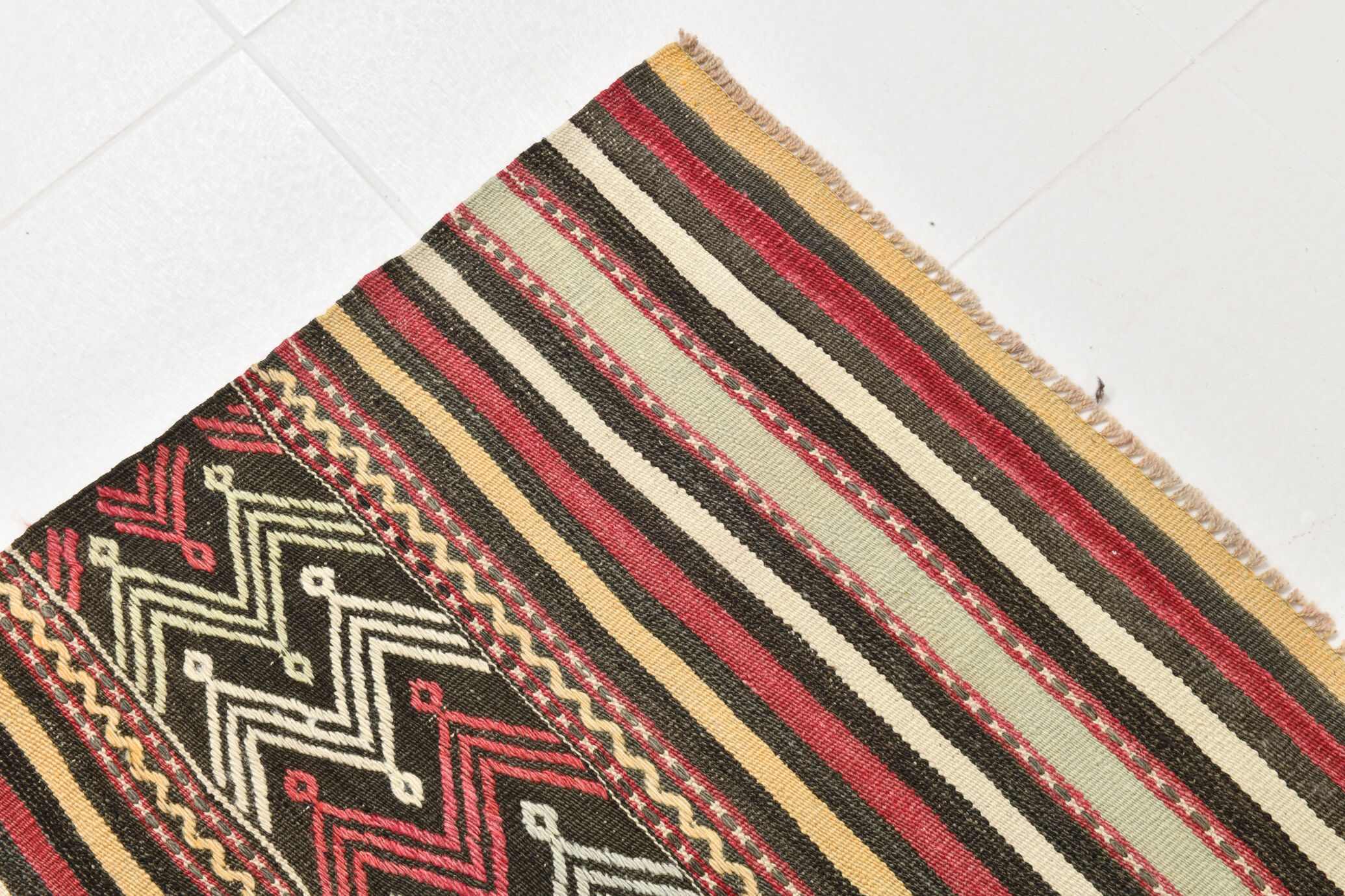 4x7 Kilim Vintage Rug, 138x218Cm