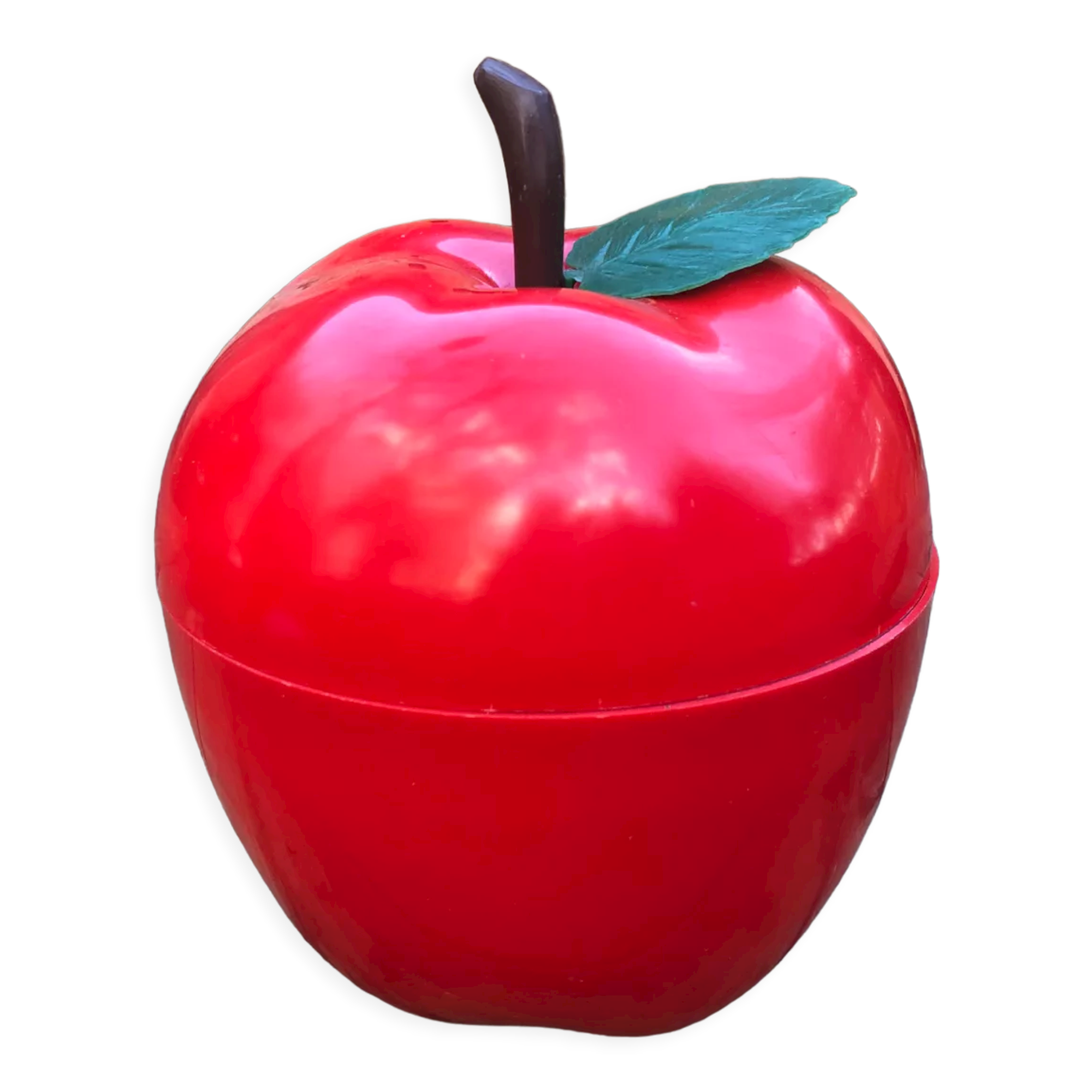 Vintage ice cube apple