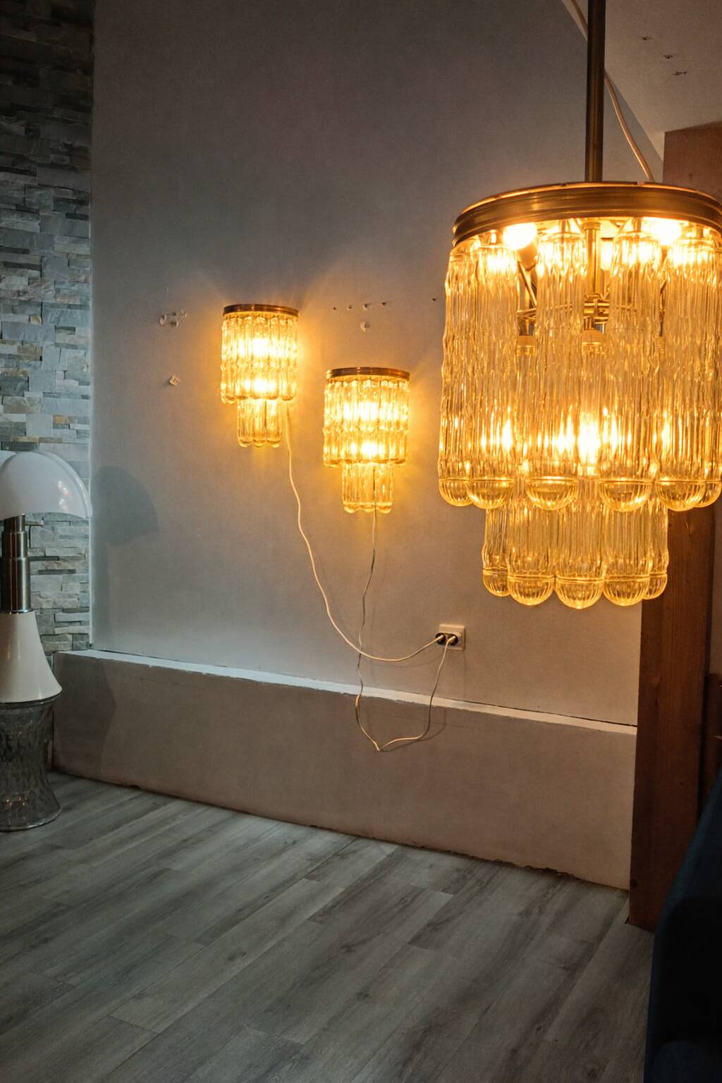 Chandelier and wall lights in Murano glass by Venini 1970s