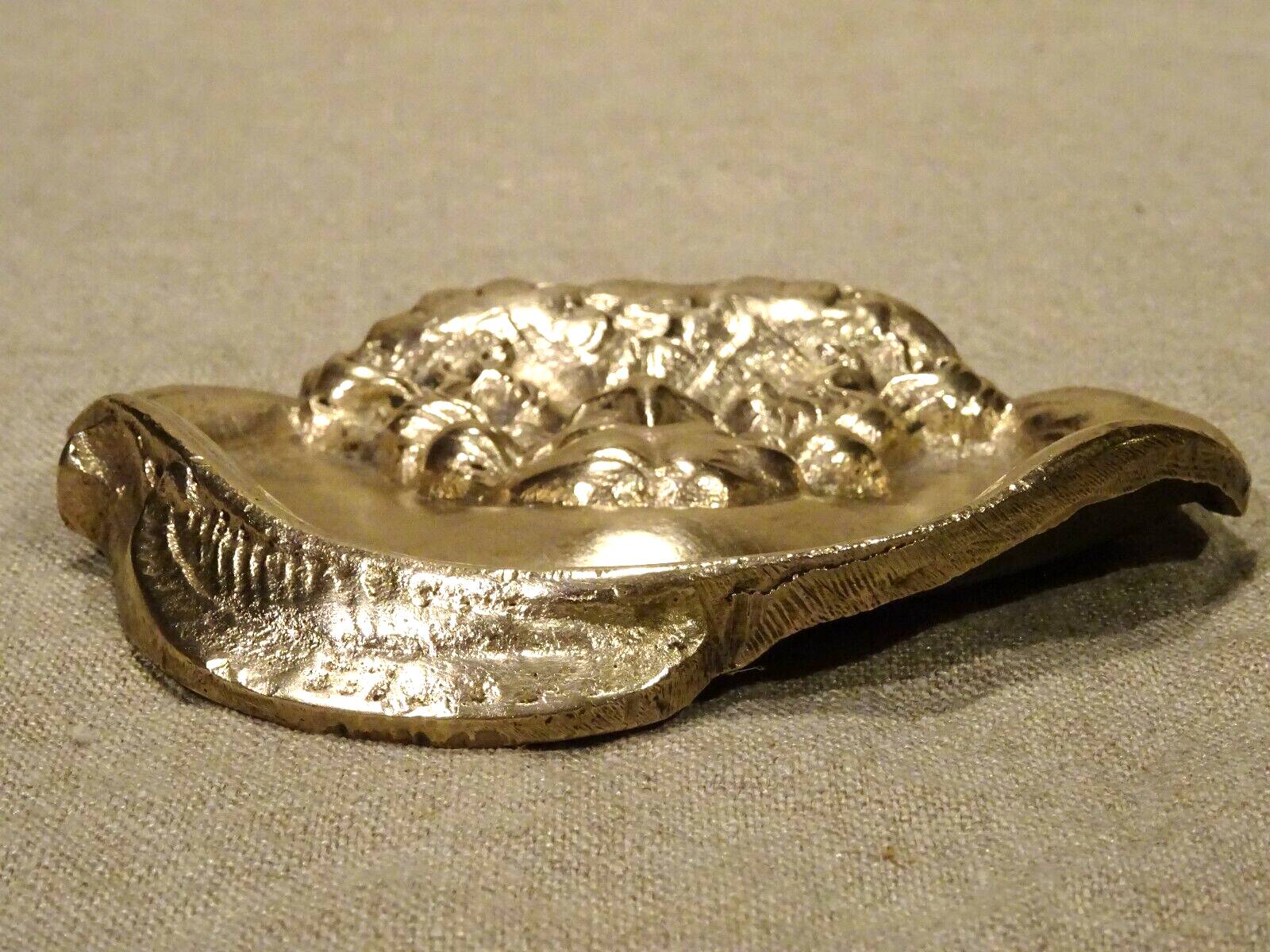 Old empty bronze cup pocket with D'artagnan musketeer decoration 12.9 x 11.1 cm