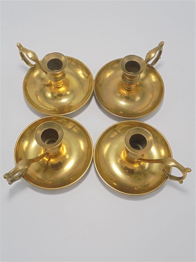 Set of 4 candle holders