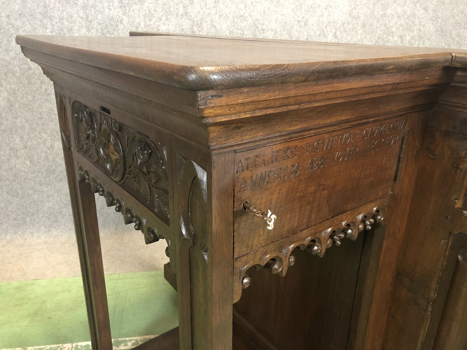 Oak church trunk made in 1930