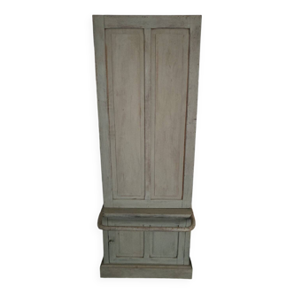 Railway furniture from 1889