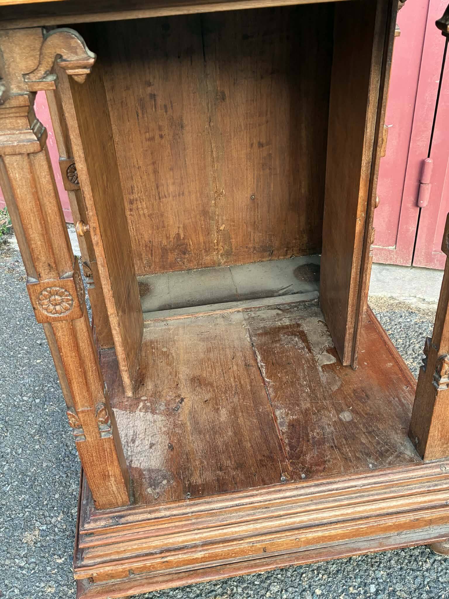 Occasional furniture