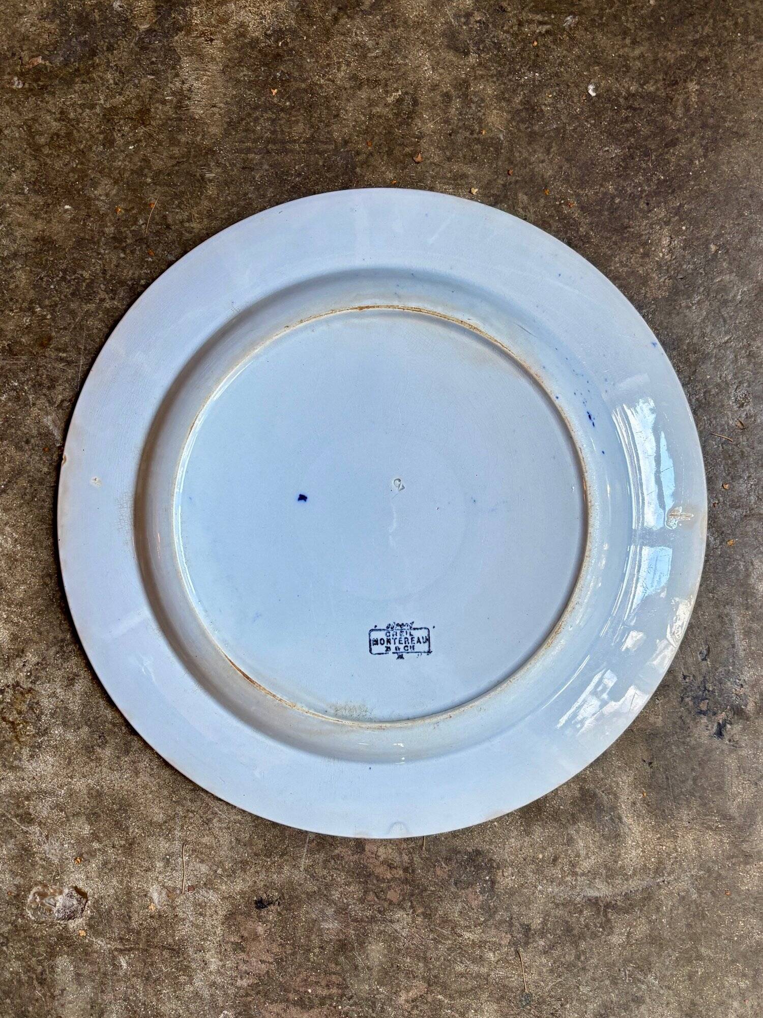 Round Creil and Montereau dish in blue earthenware, "Japan" service circa 1895