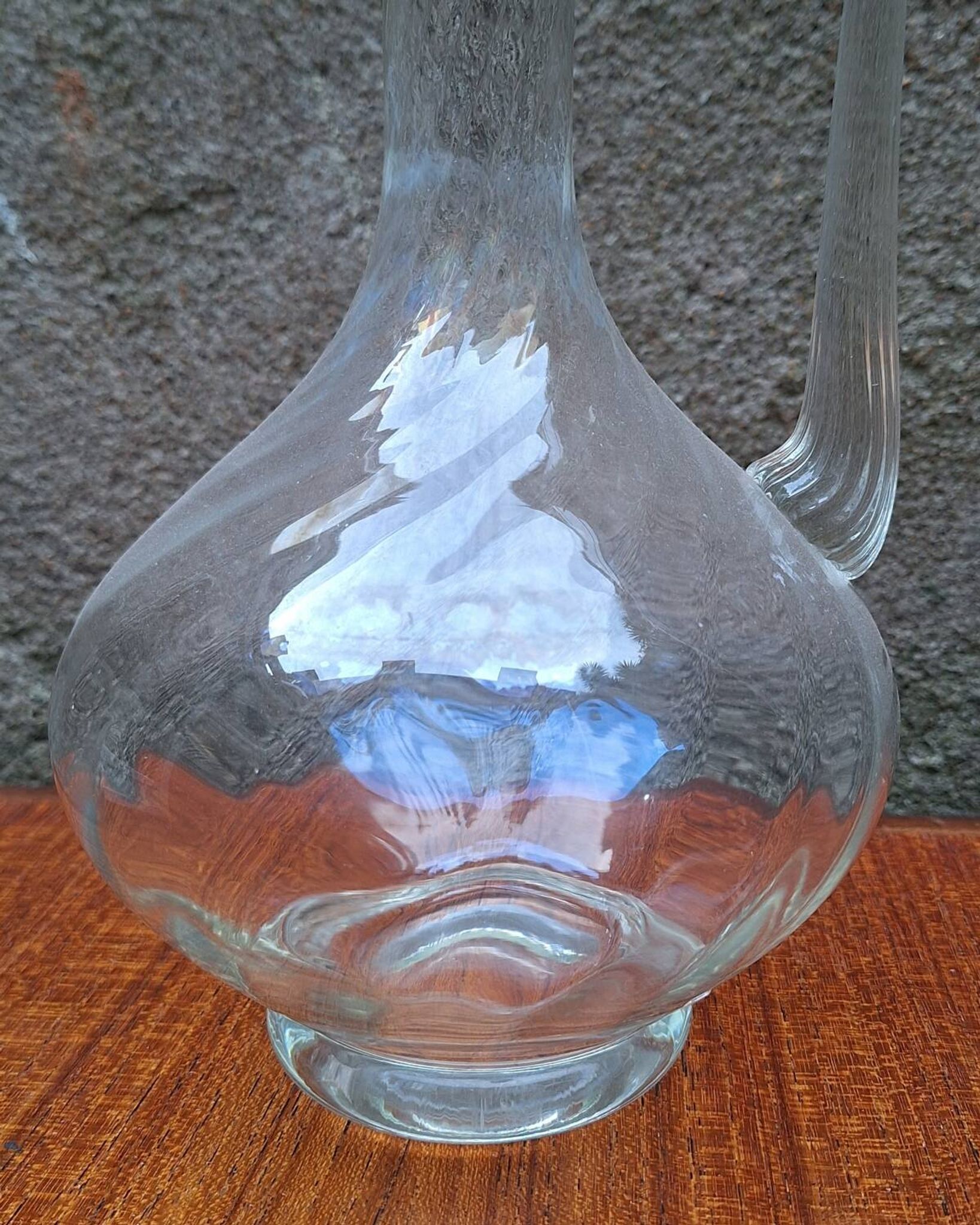 Crystal decanter