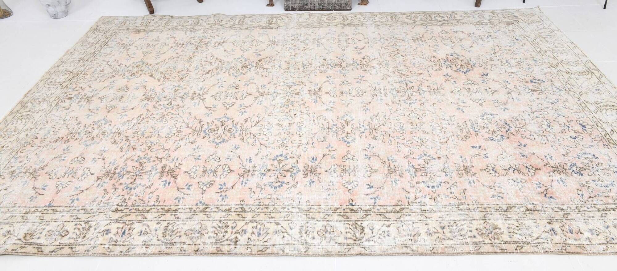 7x10 Blush Pink All-Over Floral Anatolian Vintage Rug, 215x304Cm