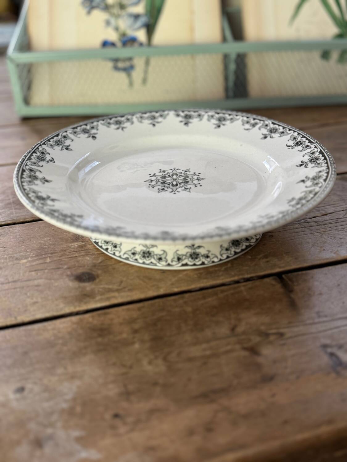 Hippolyte baker's mounted plate