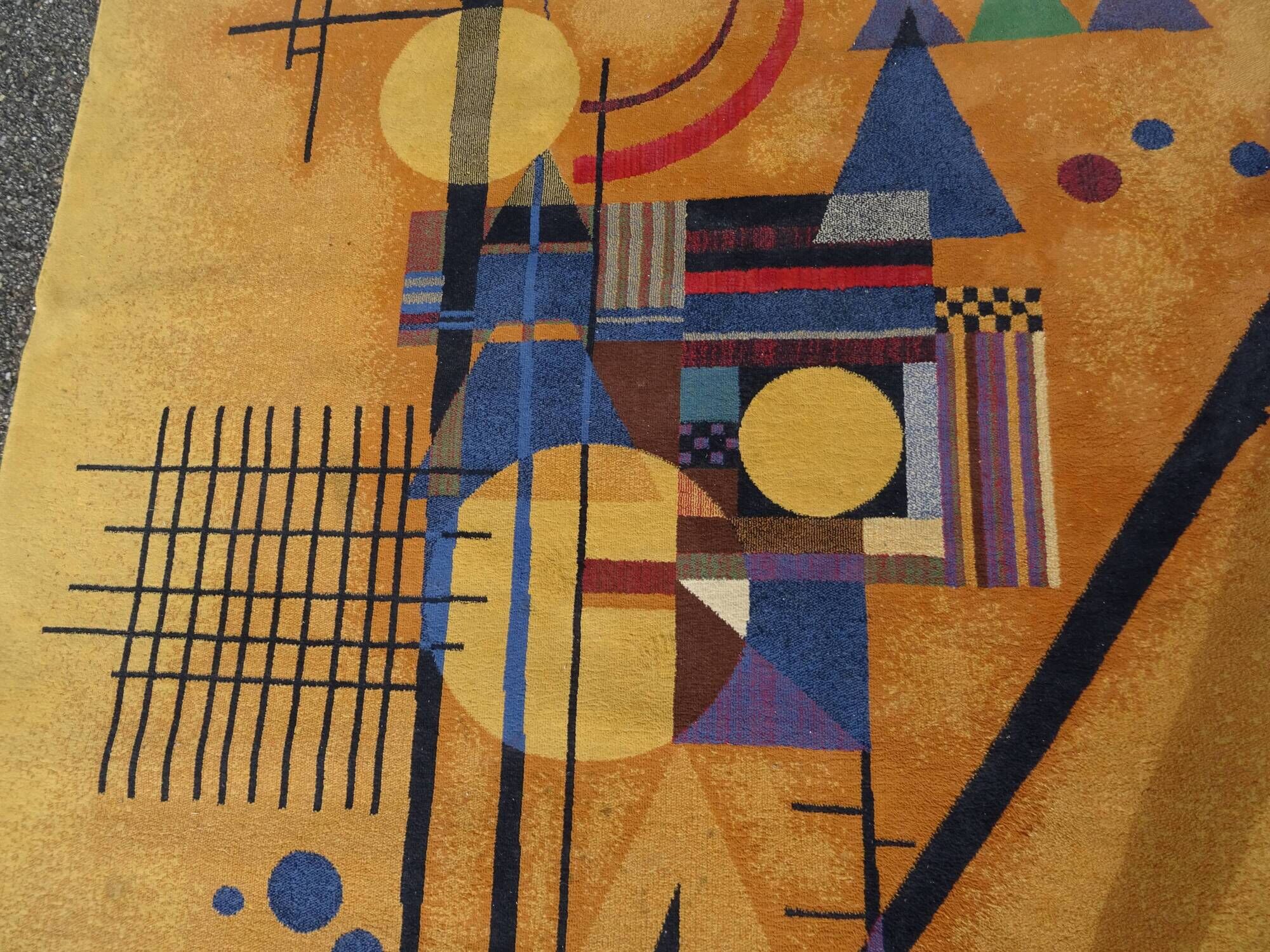 Large wool rug in Kandinsky design from the 80s.