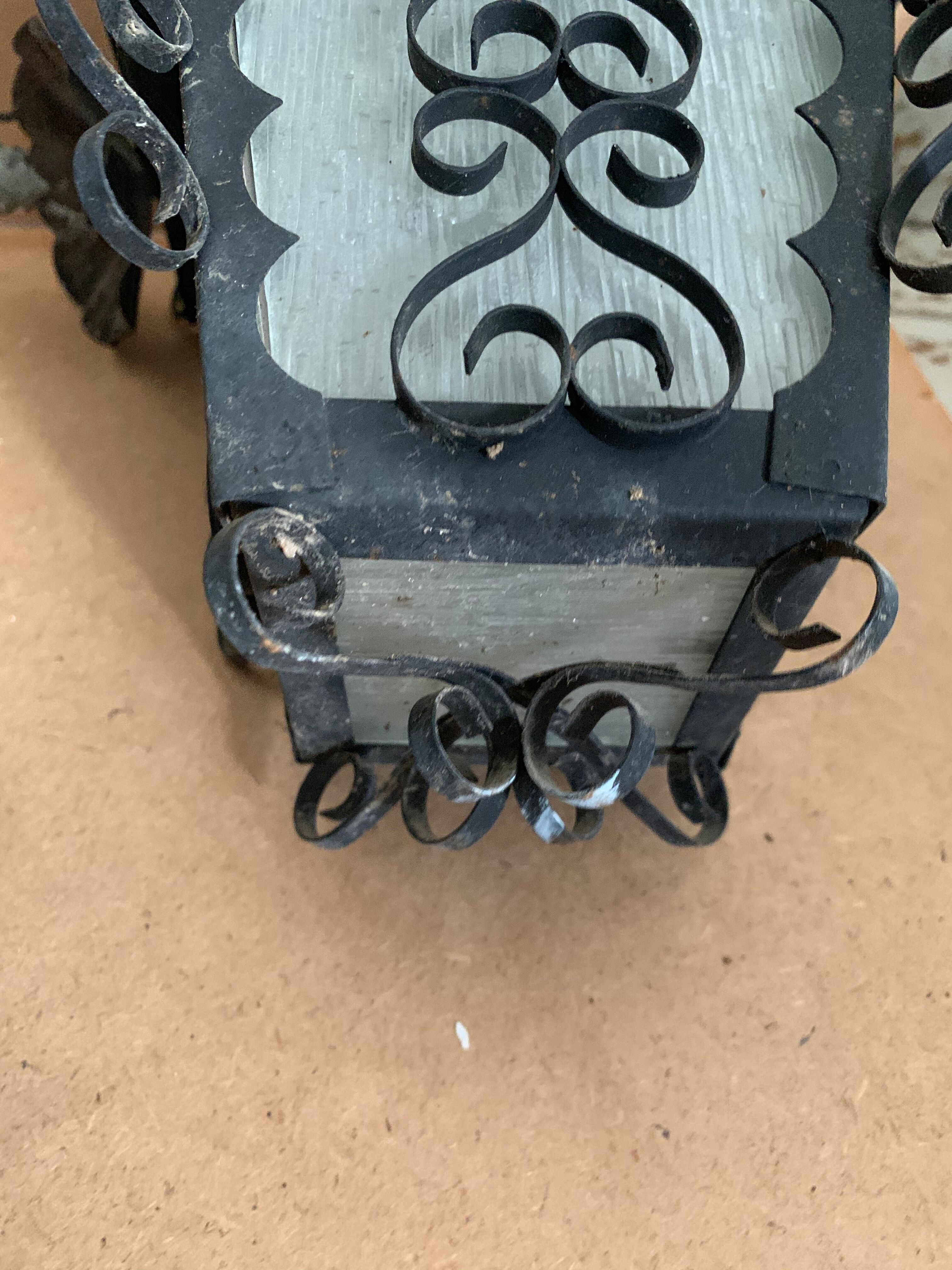 Lampe extérieur en fer forgé et verre lanterne