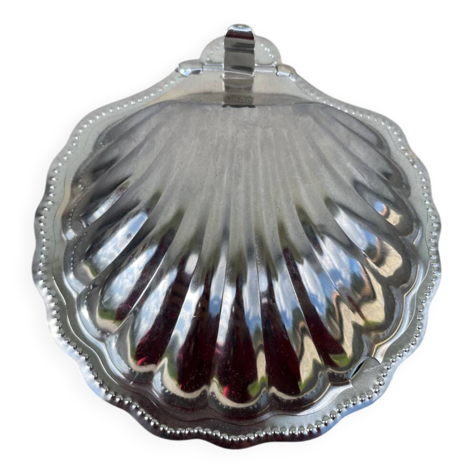 Silver-plated metal shell butter dish