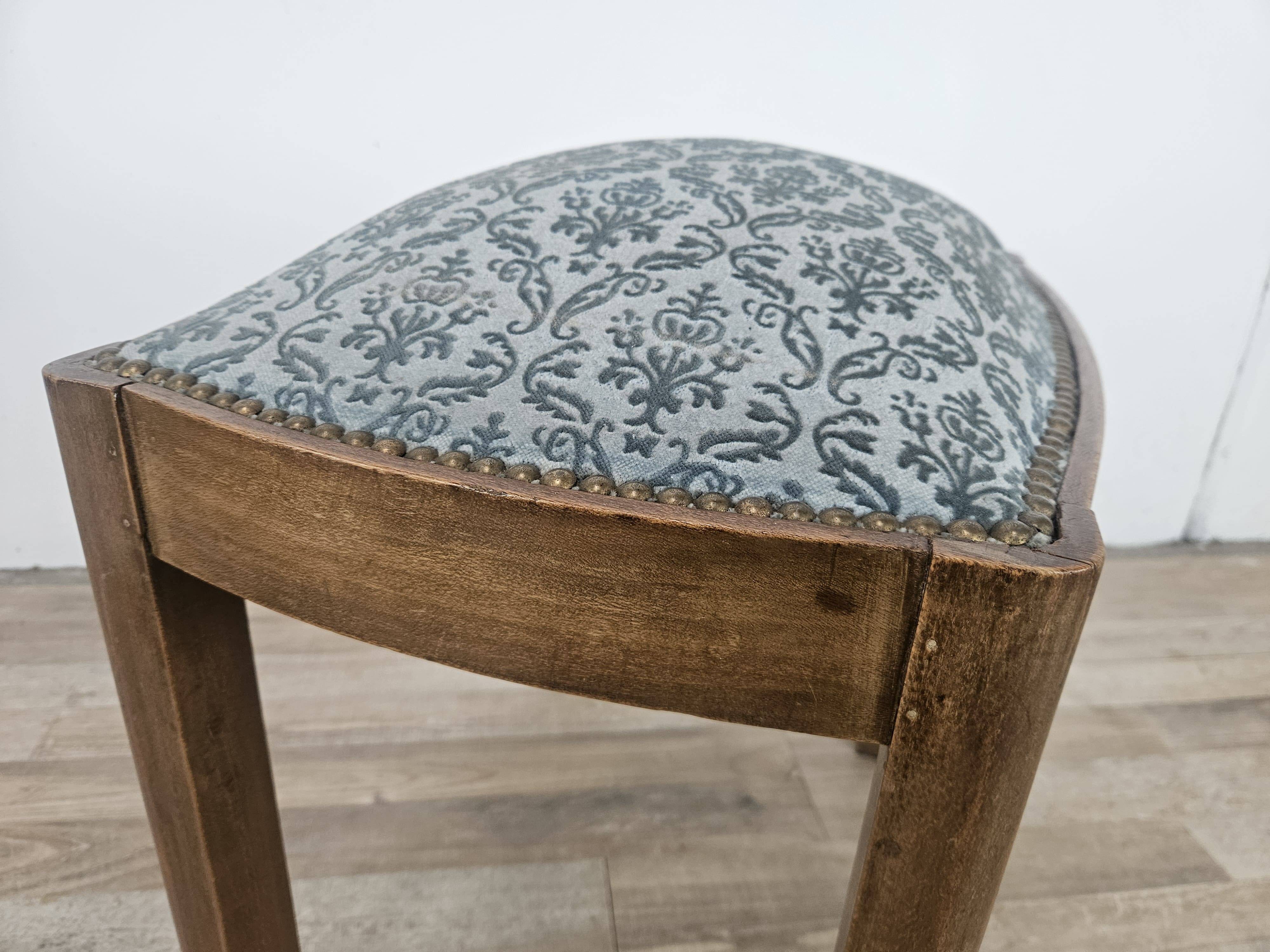 Art Decò set of chairs with stool