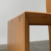 Chaise Postmoderne à dossier haut