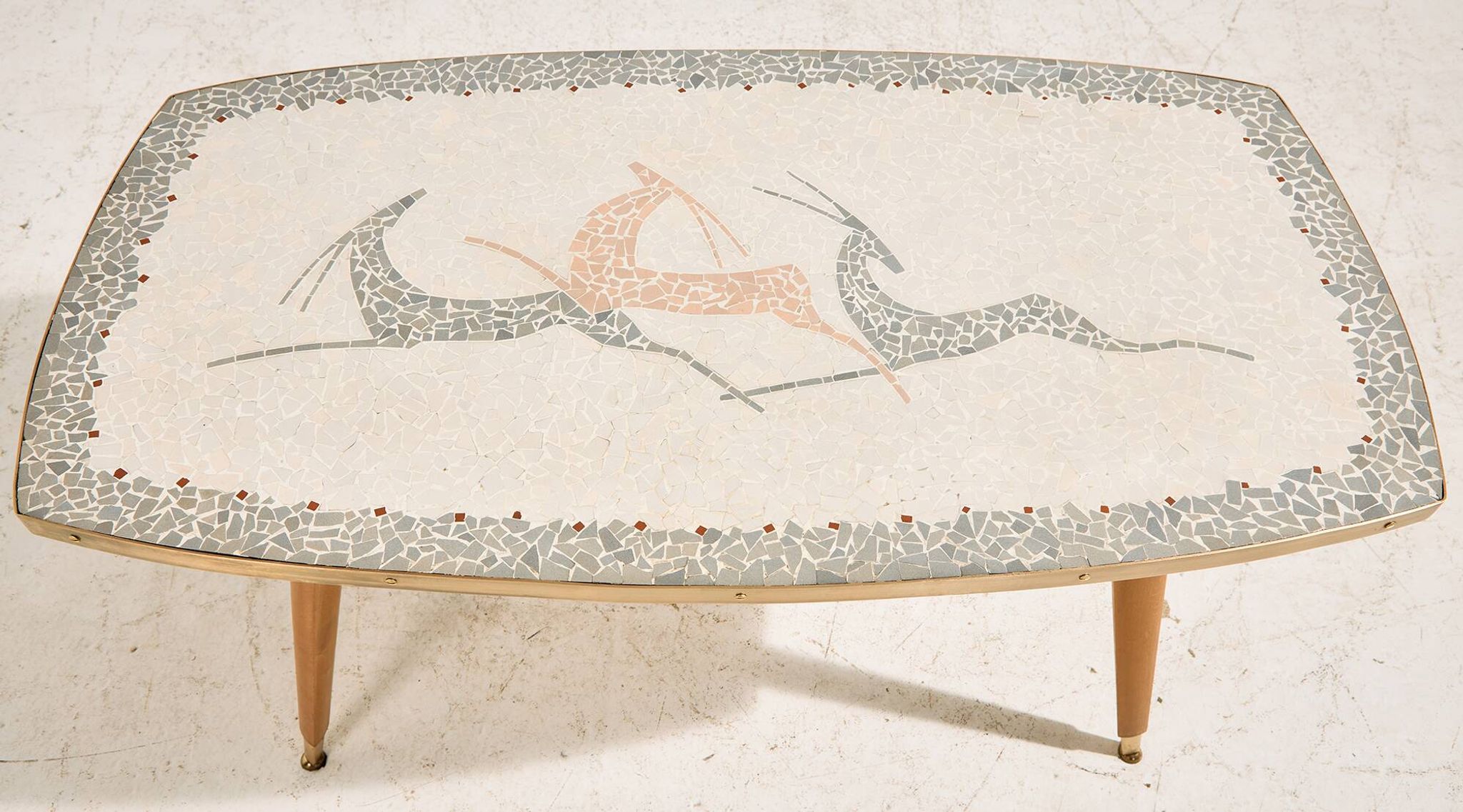 Table basse avec plateau en mosaïque