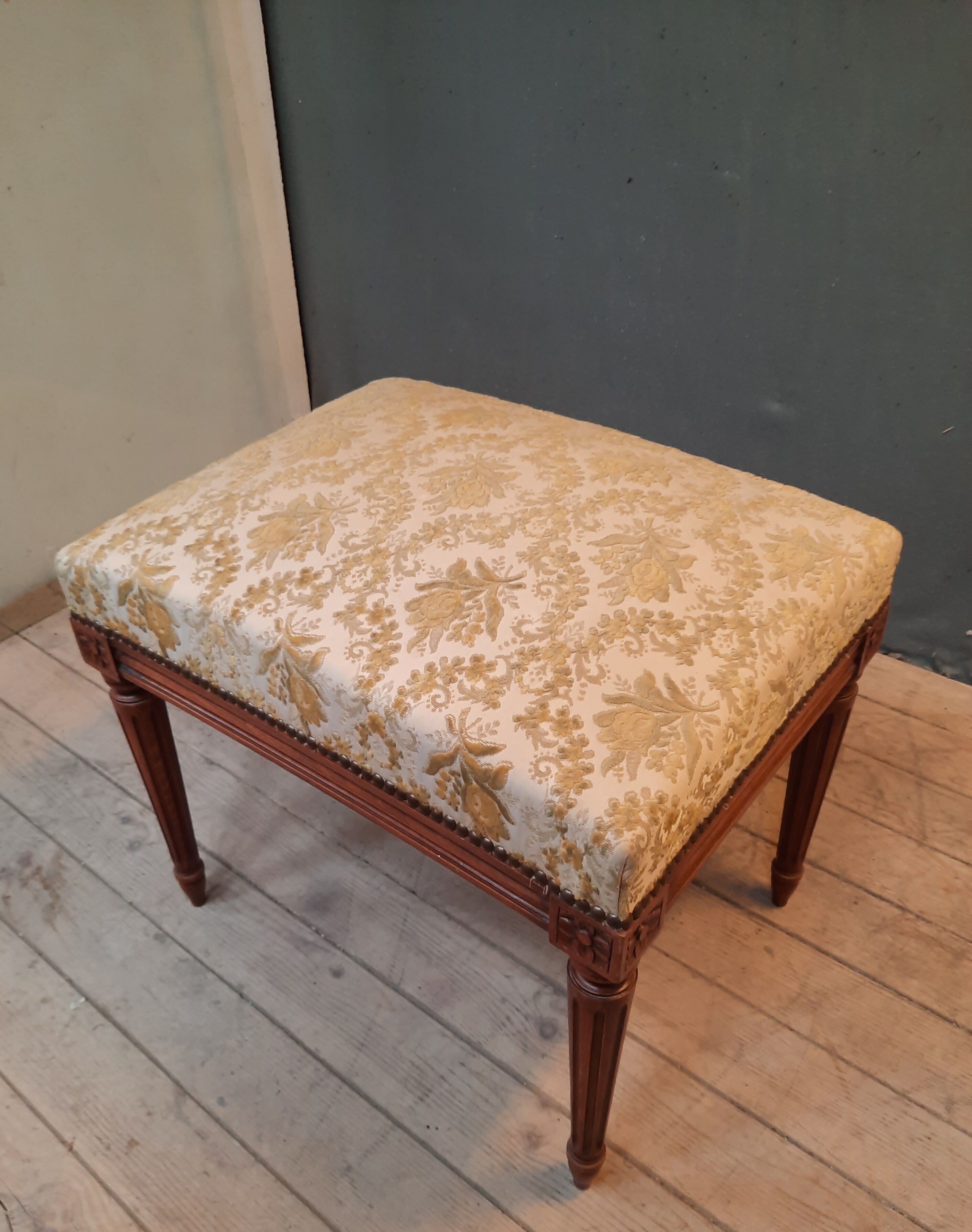 Pouf upholstered in Louis XVI style