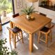 Table haute en bois massif extensible + 4 tabourets
