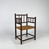 Fauteuil en hêtre teinté et paille de style Jacobéen, 1900s
