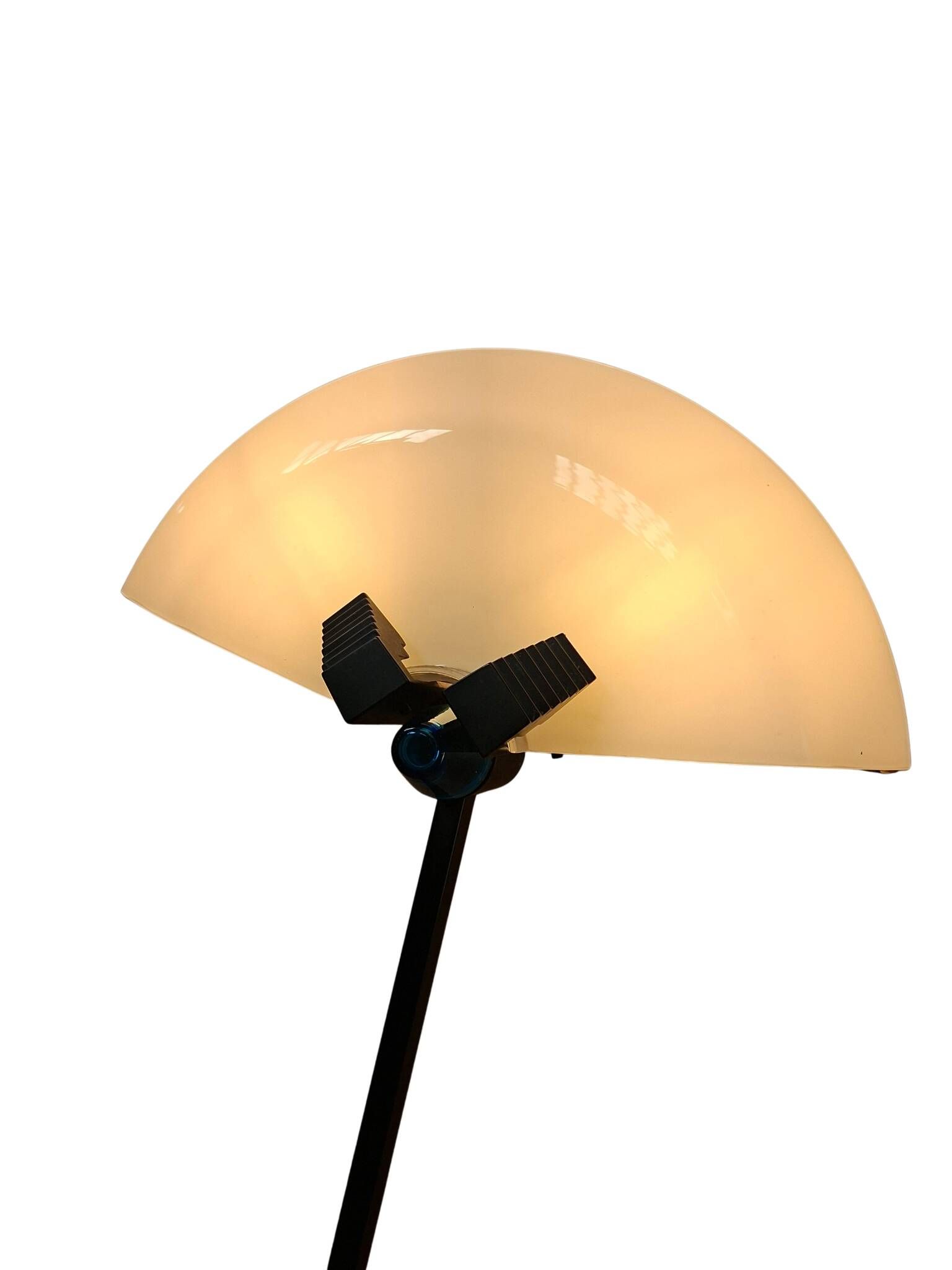 Lampe sur pied des années 70 en fer et verre de Murano, design industriel.