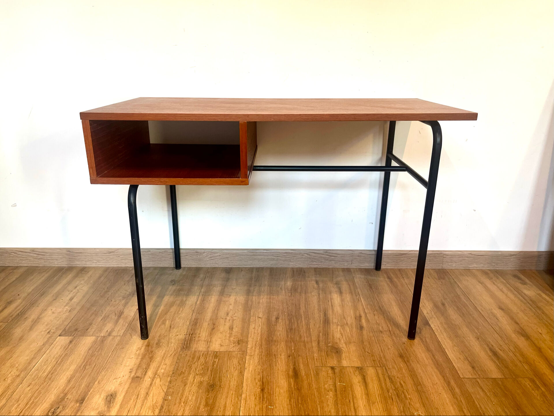 Modernist desk